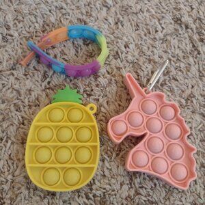 Lot of 3 pop fidgets - unicorn, pineapple, bracelet - Bundle and save!